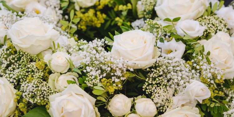 The proper etiquette of sending flowers for a funeral service