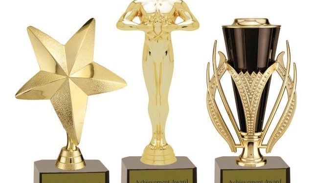 TIPS to buy personalized and cheap sports trophies and medals