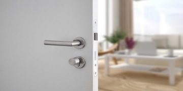 Benefits of Merchandizing in Double Steel Doors