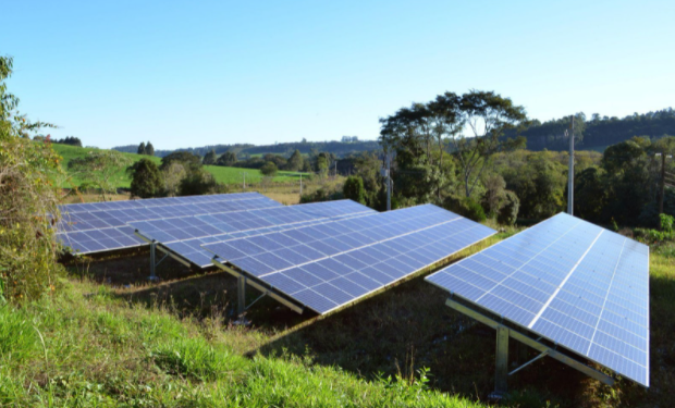Make the Switch: 5 Benefits of Community Solar