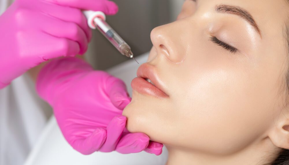 What to Expect During Your First Lip Filler Treatment