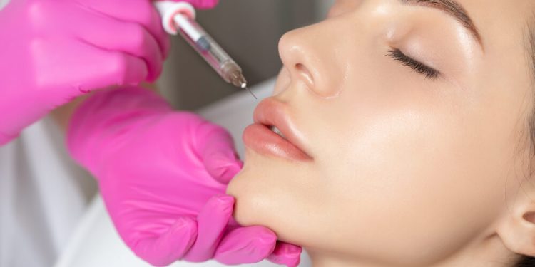 What to Expect During Your First Lip Filler Treatment