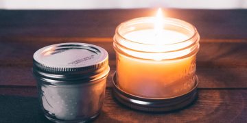 Selecting The Right Candle Wax To Make Candles
