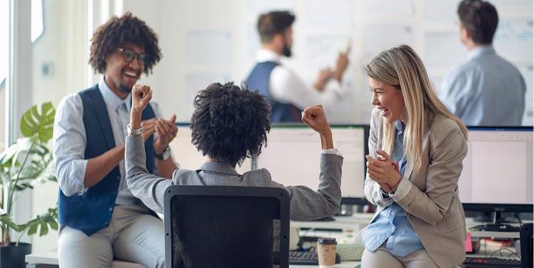 Benefits Of Peer Recognition