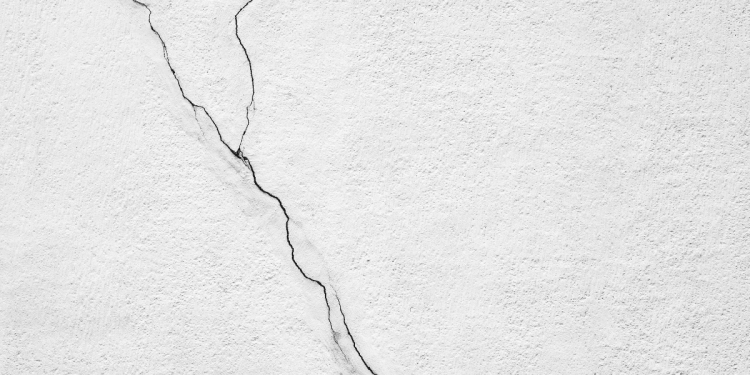 When Cracks in Walls Signal a Deeper Structural Problem